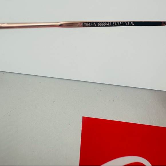 Ray-Ban Pink Round Sunglasses - Picture 9 of 11